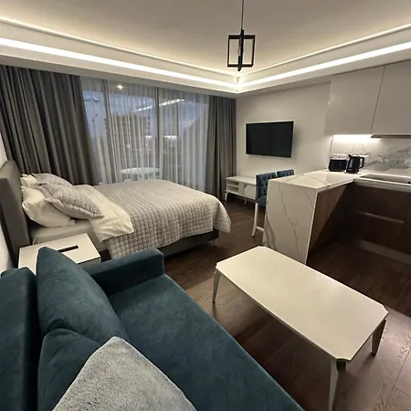 Grand Sapphire Casino 20 *