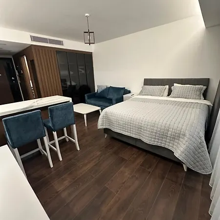 Grand Sapphire Casino 20 דירה *